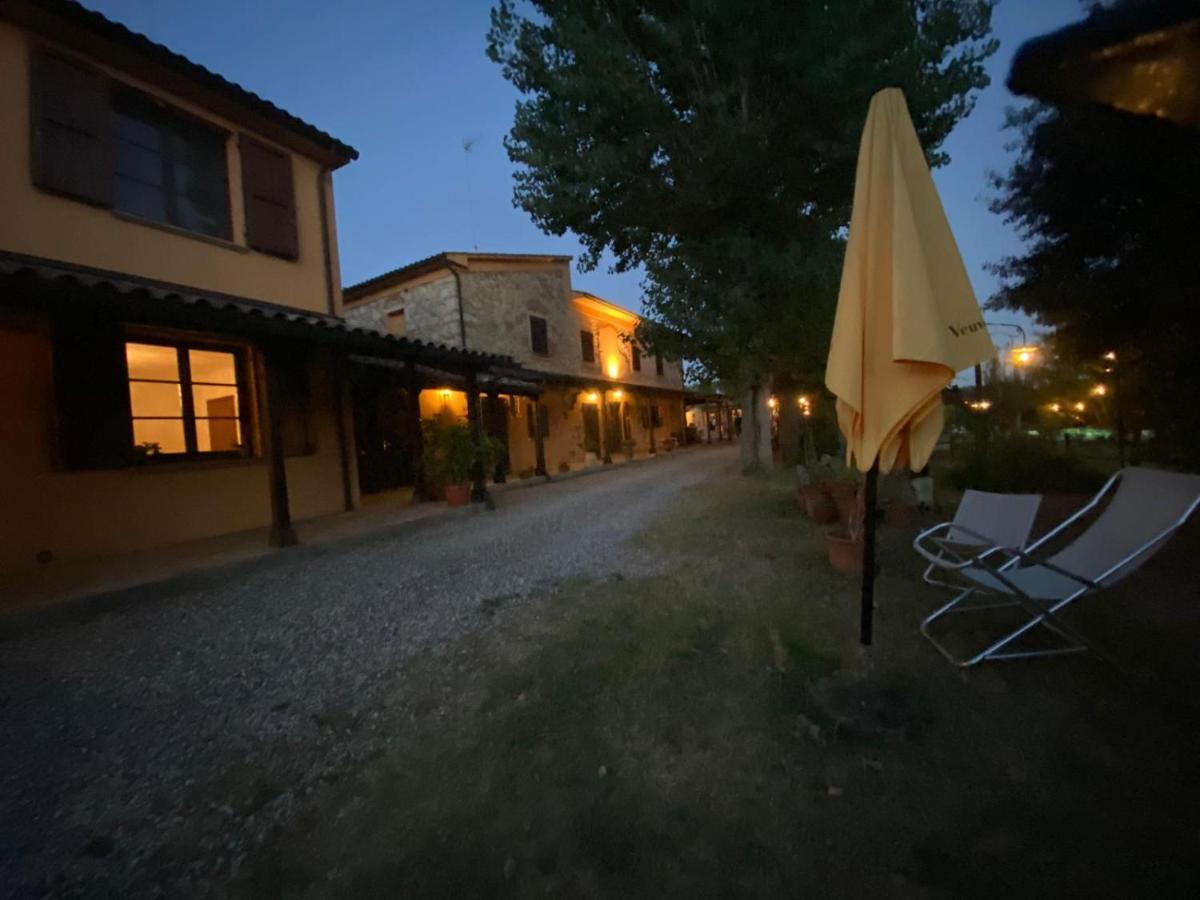 Podere Ripabianca Рипарбела Екстериор снимка